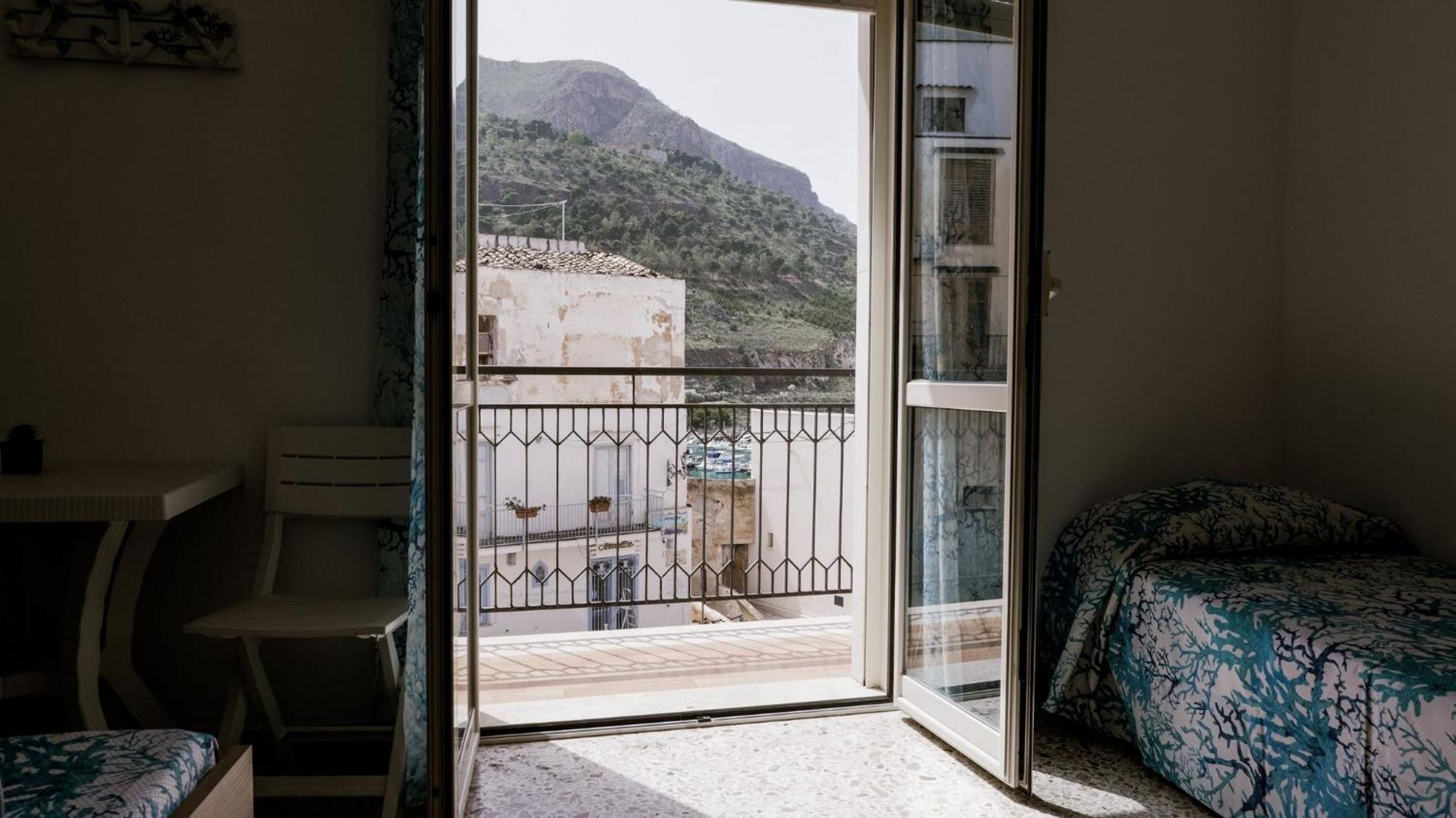 Umari Rooms Castellammare del Golfo Eksteriør bilde